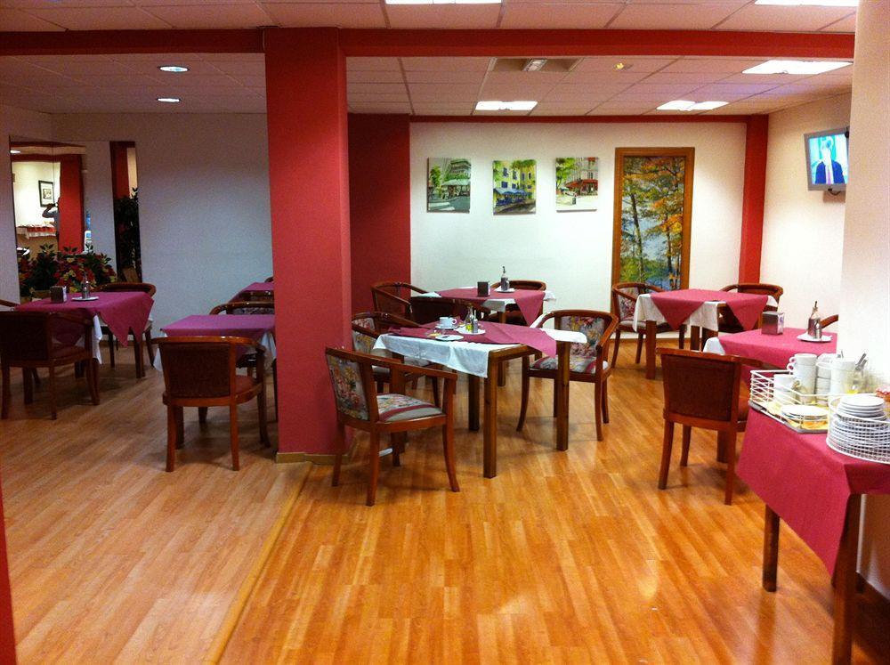 Hotel La Curva *