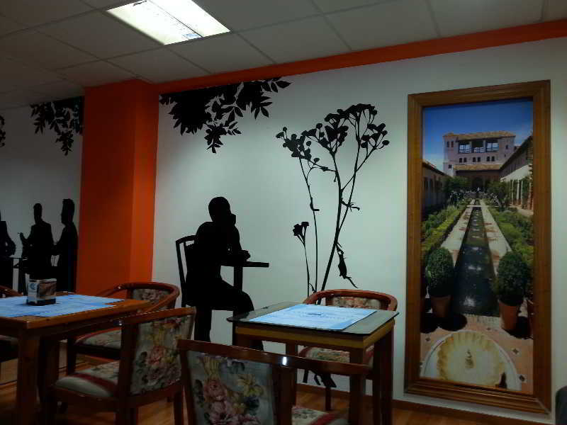 La Curva Hotel *