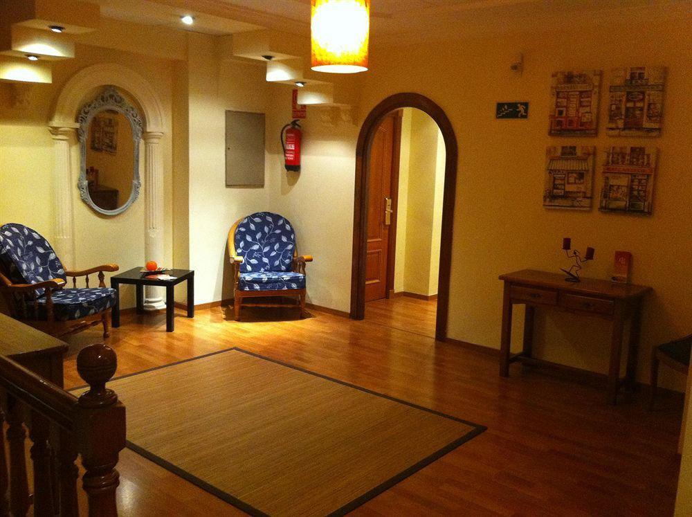 La Curva Hotel