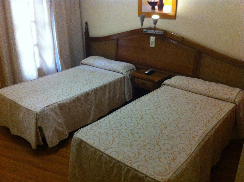 La Curva Hotel Albolote